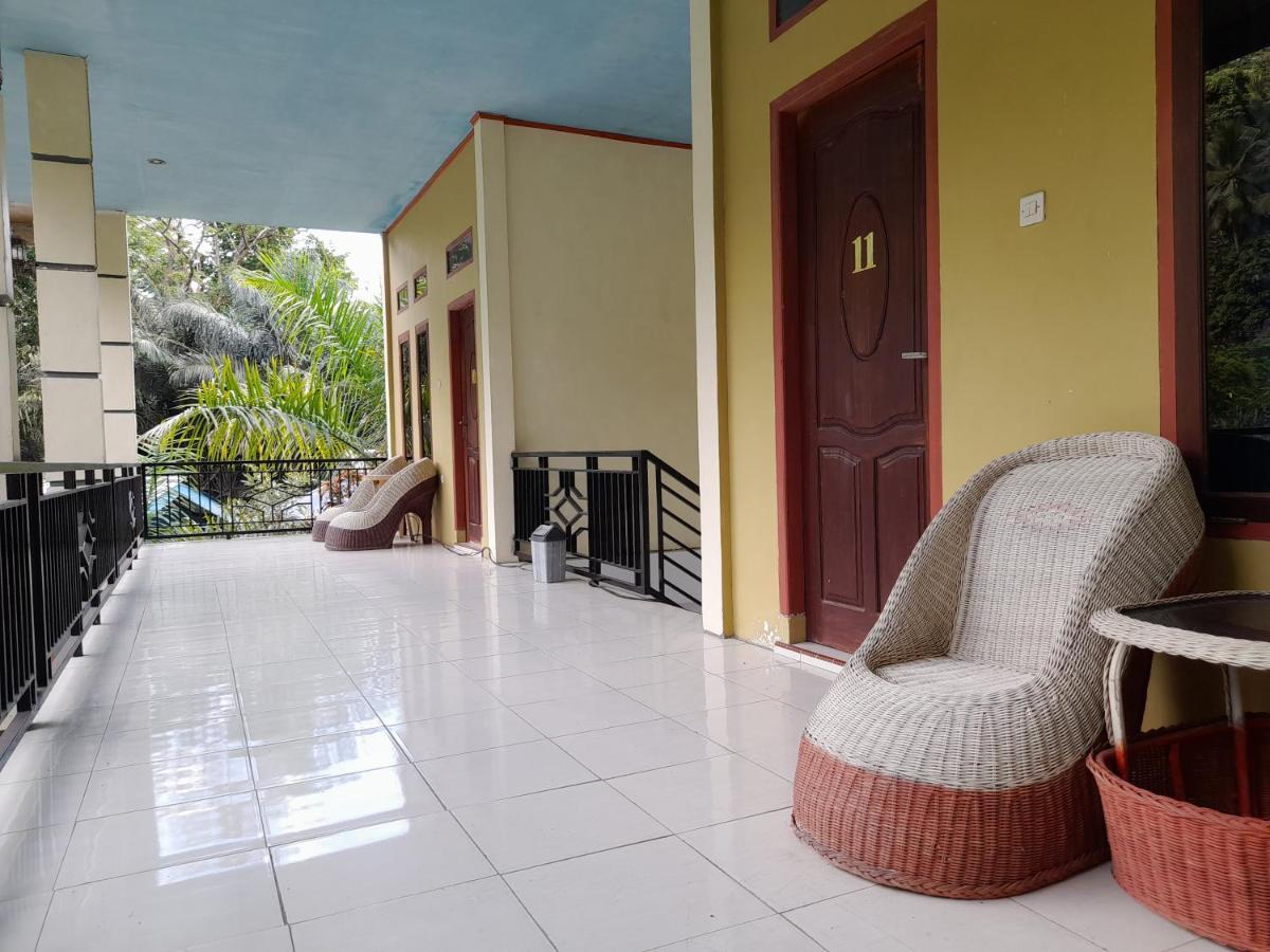 Tangkoko Lodge Bitung Bagian luar foto